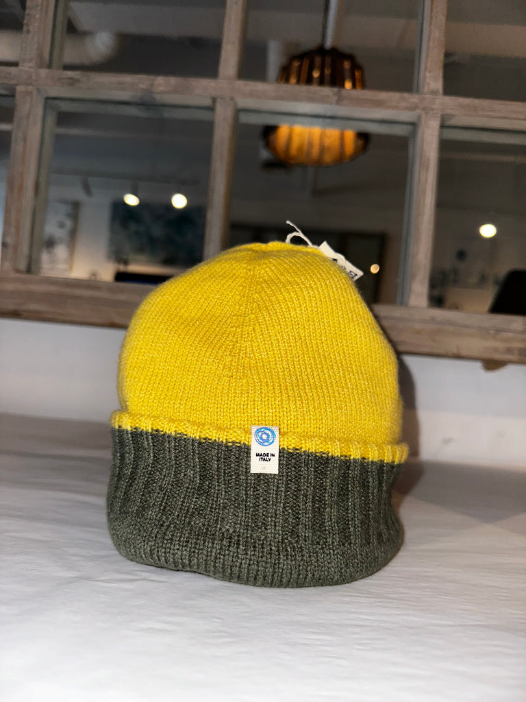 Reversible Beanie in Army/Mustard