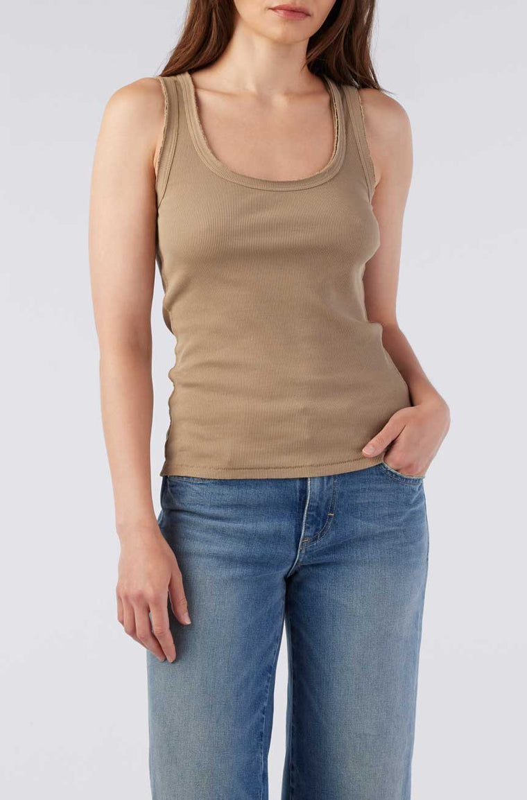 Angel Rib Tank in Sand